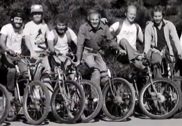 varios amigos da bike