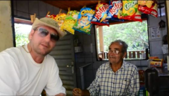 Na entada uma boa Prosa com o "seo" João Paulo. 